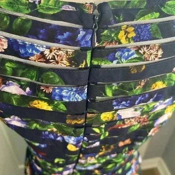 💛”Adrianna Papell” Blue Floral Midi Dress w/ Mesh Detail and Zip Back Size 6 💙 - Picture 11 of 11